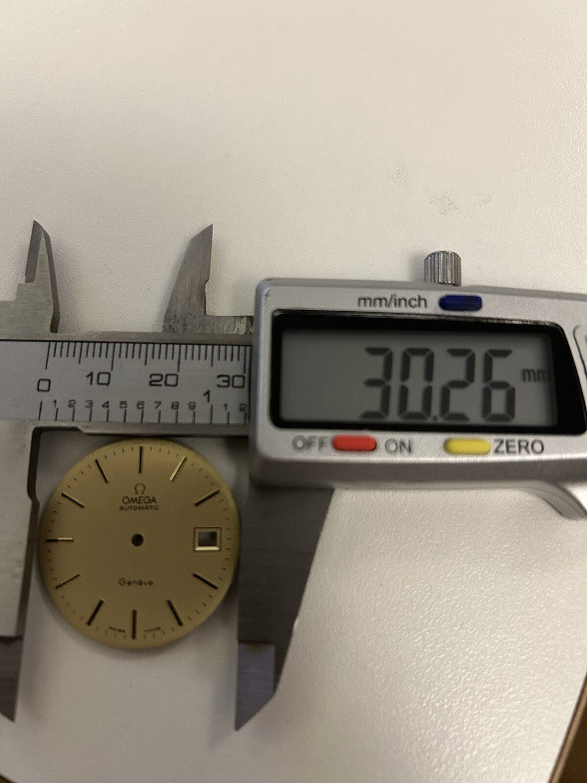 405954