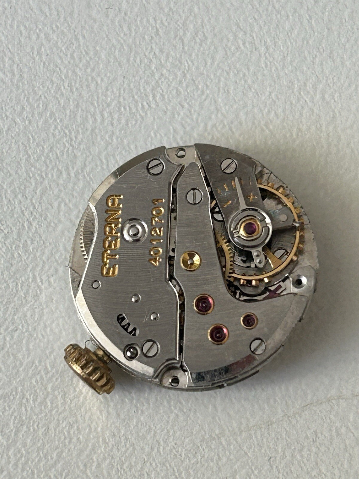 406045
