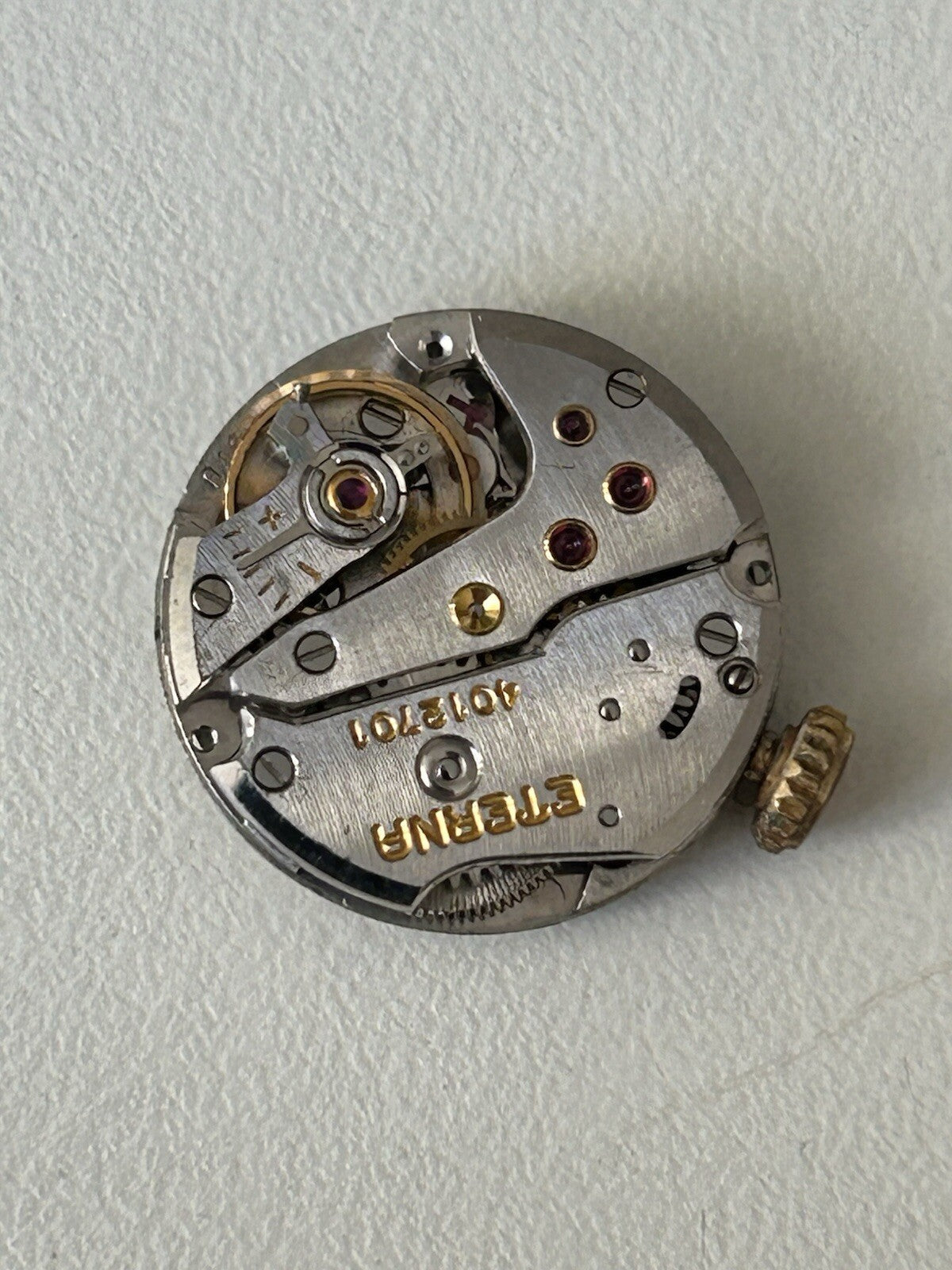 406045