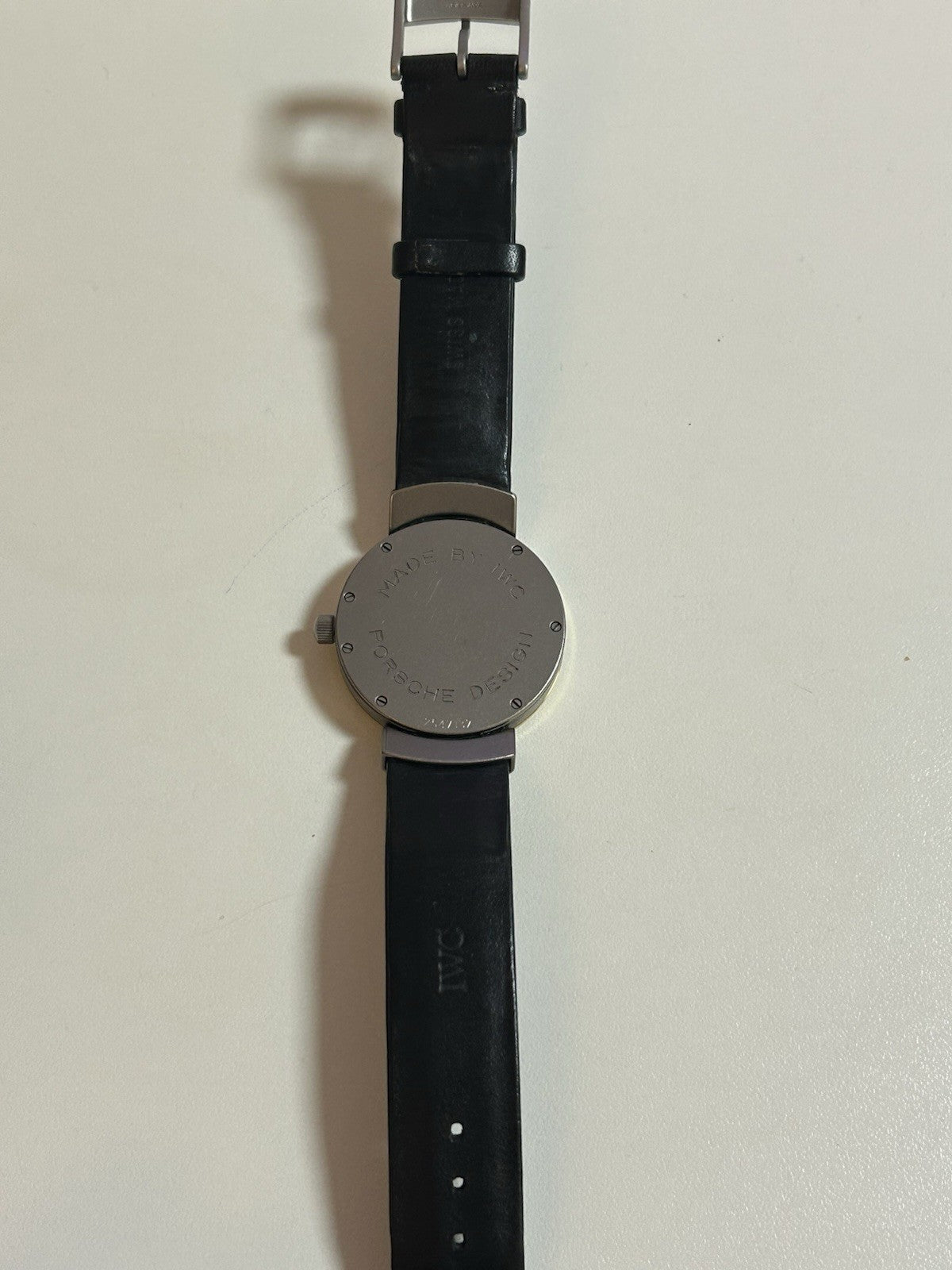 405969