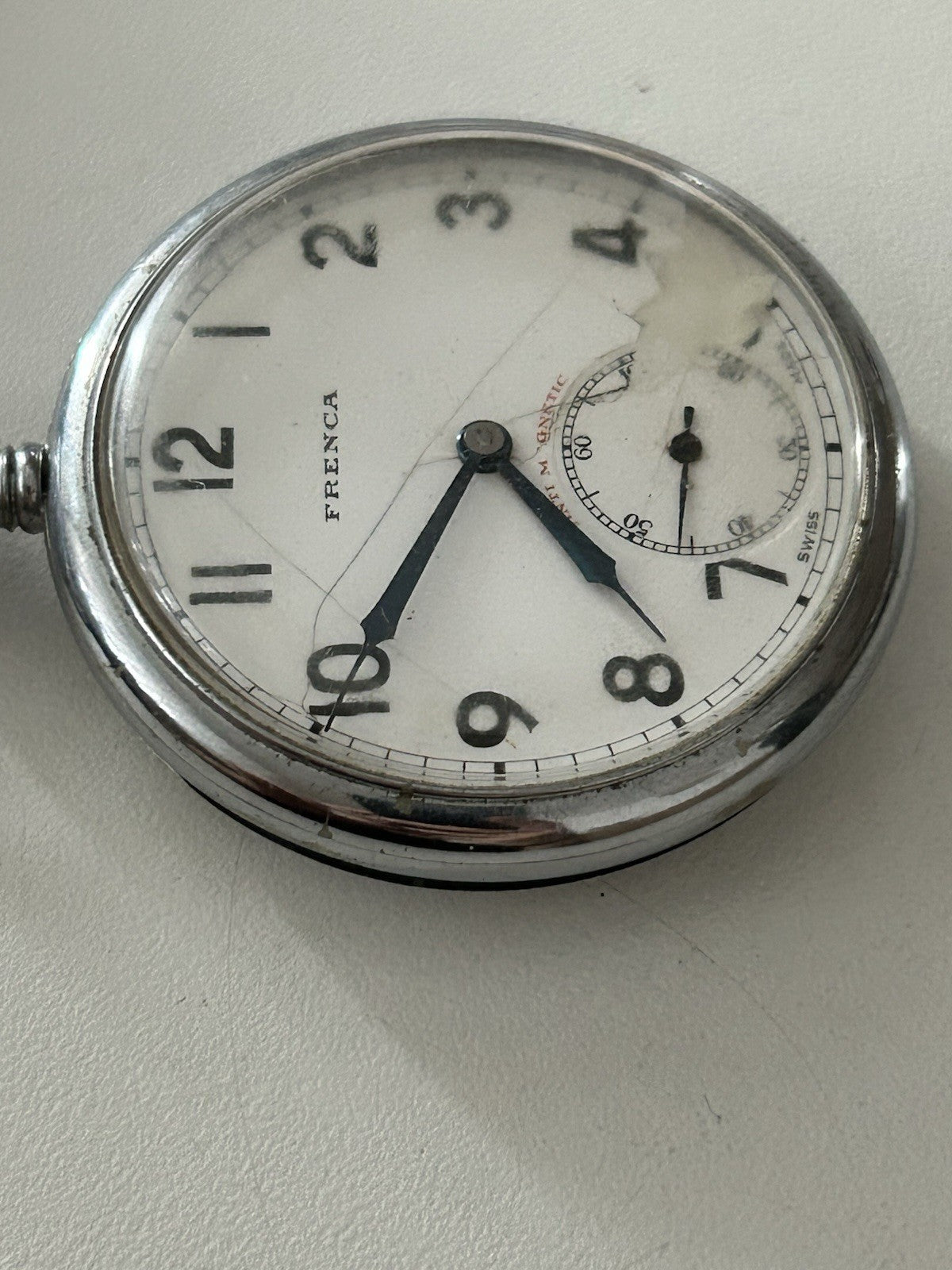 405990