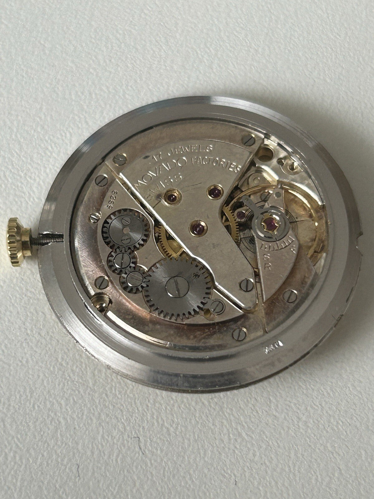 405935