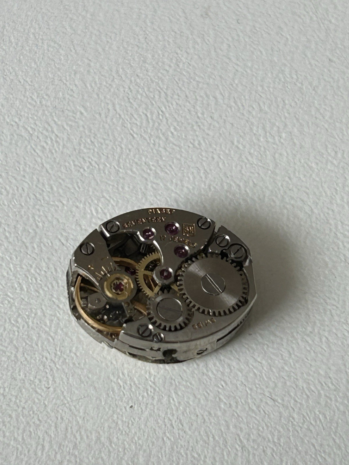 405881
