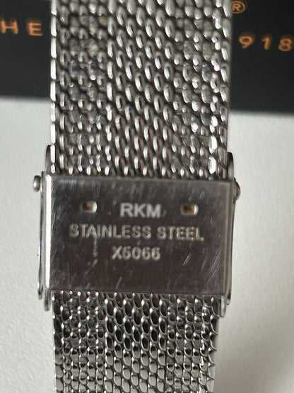 405840