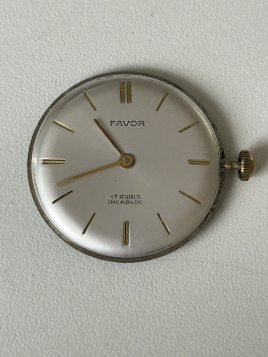 405855