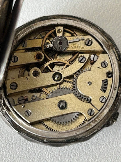 405848