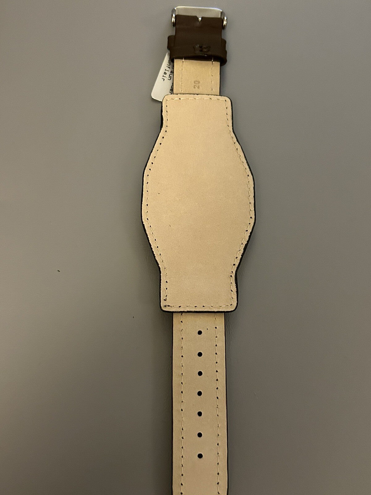 405925